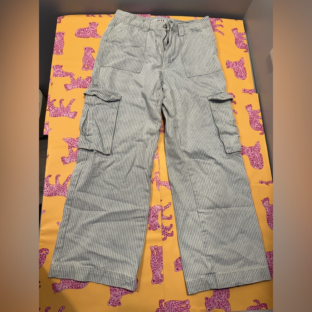 Grey Bandit Midrise straight leg Striped Cargo Pants